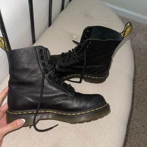 Black Pascal Dr. Martens. Great condition.